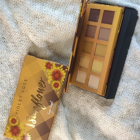 Violet Voss Sunflower Eyeshadow Palette, 10 x 1.2g/0.04oz per shade - Picture 2 of 14